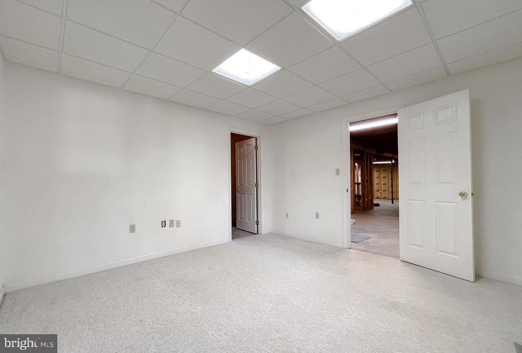 Image 50 of property listing at 288 ELKINS LN, Lusby, MD 20657