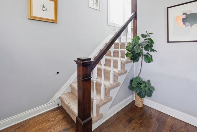 410 Standish Street, Elgin, IL 60123