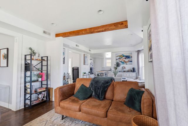 410 Standish Street, Elgin, IL 60123