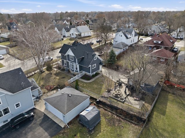 410 Standish Street, Elgin, IL 60123