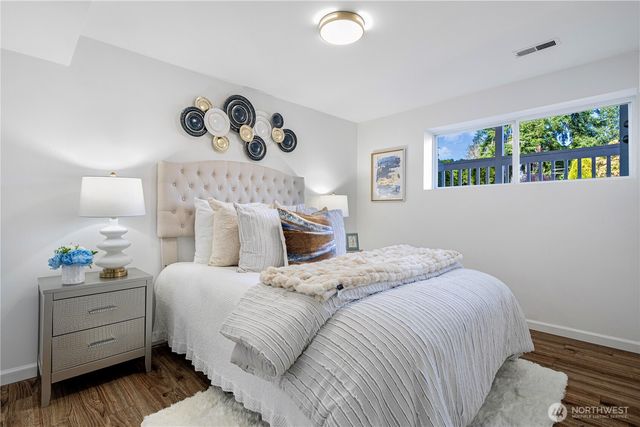 14823 NE 14TH ST, Bellevue, WA 98007