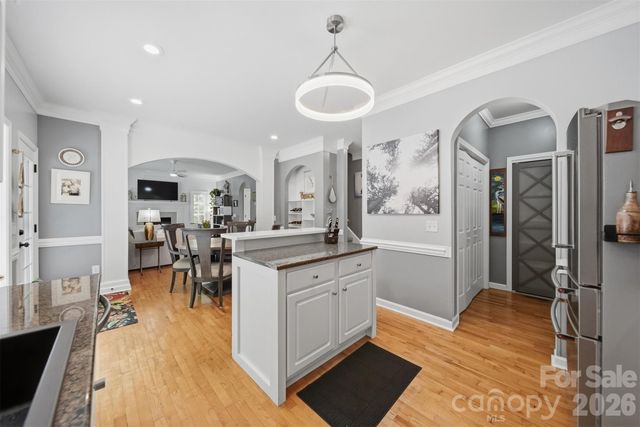 5780 Crown Terrace, Hickory, NC 28601