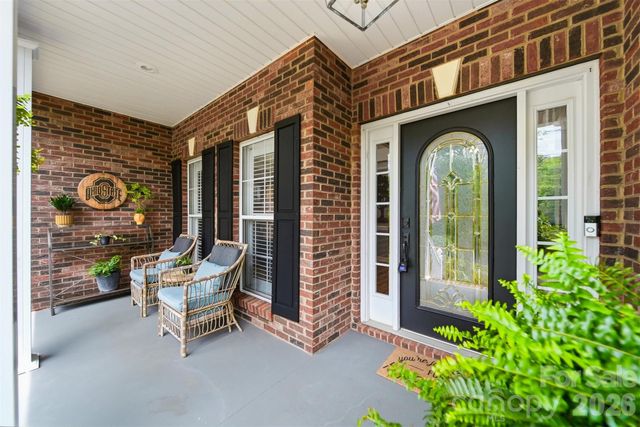 5780 Crown Terrace, Hickory, NC 28601