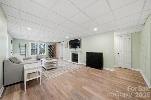 5780 Crown Terrace, Hickory, NC 28601
