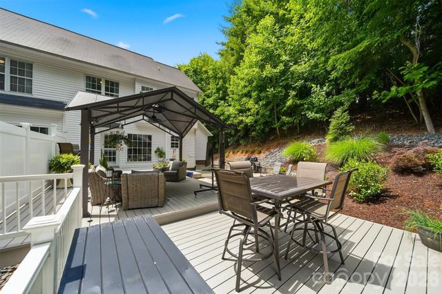 5780 Crown Terrace, Hickory, NC 28601
