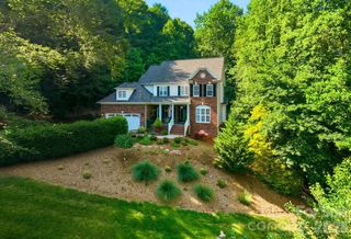 5780 Crown Terrace, Hickory, NC 28601