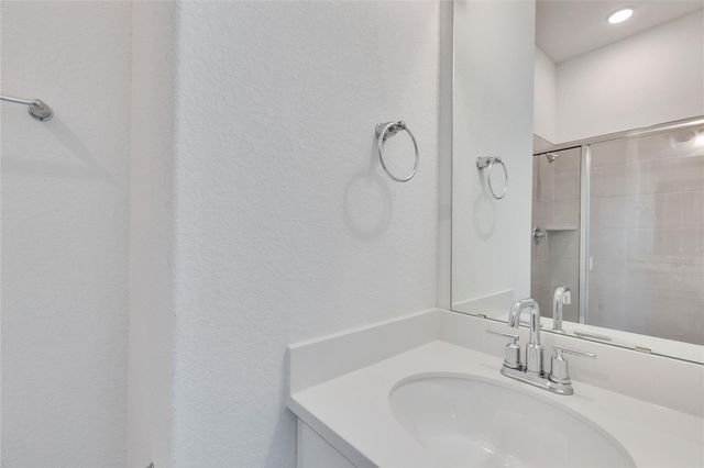 13417 Hamilton Hart DR, Elgin, TX 78621