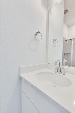 13417 Hamilton Hart DR, Elgin, TX 78621