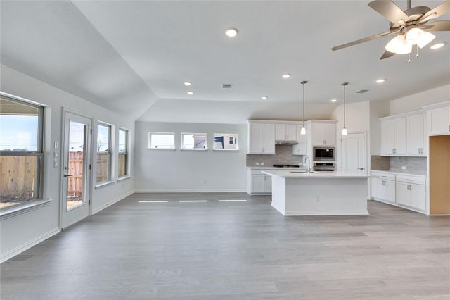 13417 Hamilton Hart DR, Elgin, TX 78621
