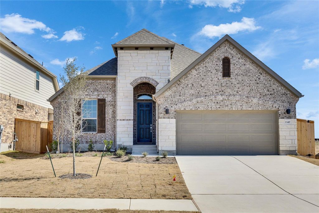 13417 Hamilton Hart DR, Elgin, TX 78621