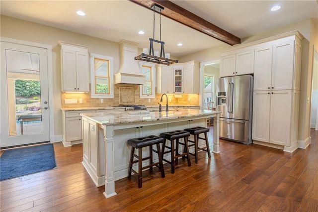 281 Chilhoe Drive, Canton, GA 30115