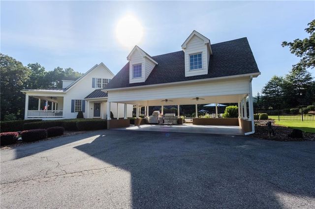 281 Chilhoe Drive, Canton, GA 30115