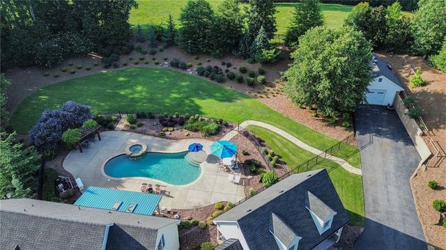 281 Chilhoe Drive, Canton, GA 30115