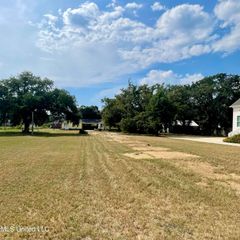 219 Texas Avenue, Gulfport, MS 39507