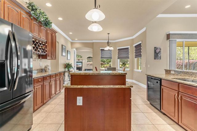 6053 SPINNAKER LOOP, Lady Lake, FL 32159