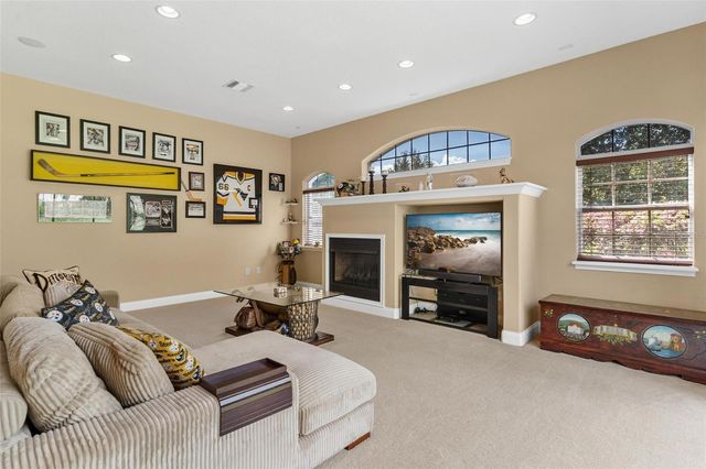 6053 SPINNAKER LOOP, Lady Lake, FL 32159