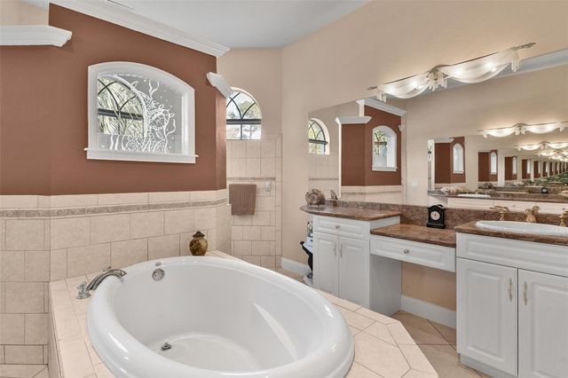 6053 SPINNAKER LOOP, Lady Lake, FL 32159