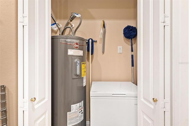 6053 SPINNAKER LOOP, Lady Lake, FL 32159