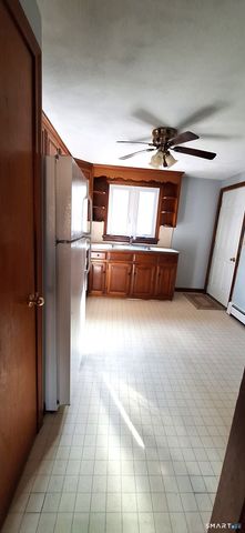 12 Carpenter Road 1E, Bolton, CT 06043