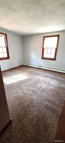 12 Carpenter Road 1E, Bolton, CT 06043