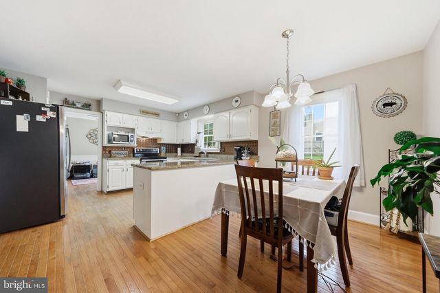 2 SWEET BRIAR LN, Hagerstown, MD 21742