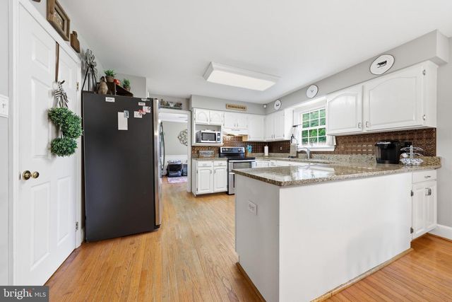 2 SWEET BRIAR LN, Hagerstown, MD 21742