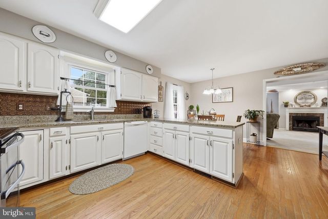 2 SWEET BRIAR LN, Hagerstown, MD 21742
