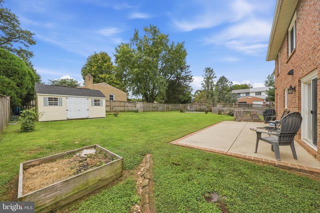 2 SWEET BRIAR LN, Hagerstown, MD 21742
