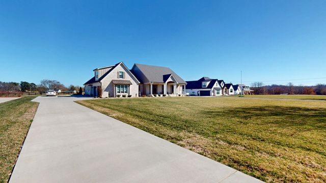 159 Sulphur Springs Rd, Shelbyville, TN 37160