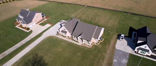 159 Sulphur Springs Rd, Shelbyville, TN 37160