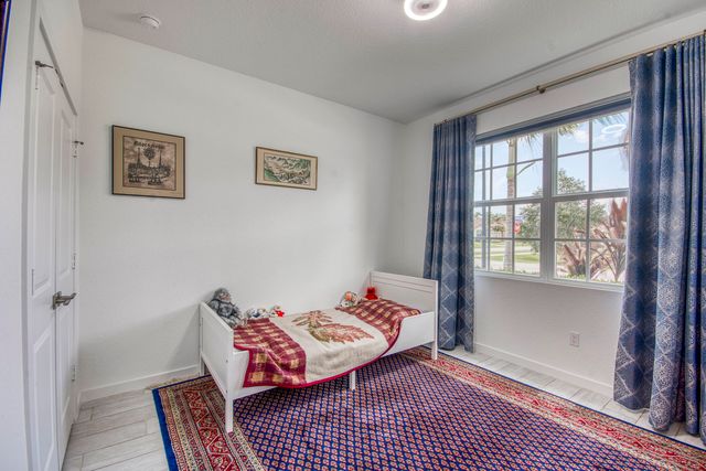 4720 NW Exchange Avenue, Jensen Beach, FL 34957