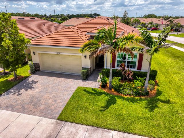 4720 NW Exchange Avenue, Jensen Beach, FL 34957