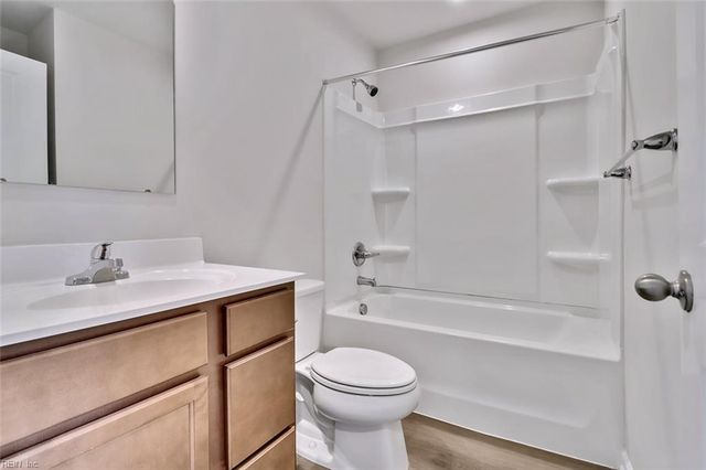 98 Clara CT, Suffolk, VA 23434