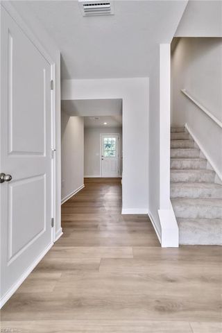 98 Clara CT, Suffolk, VA 23434