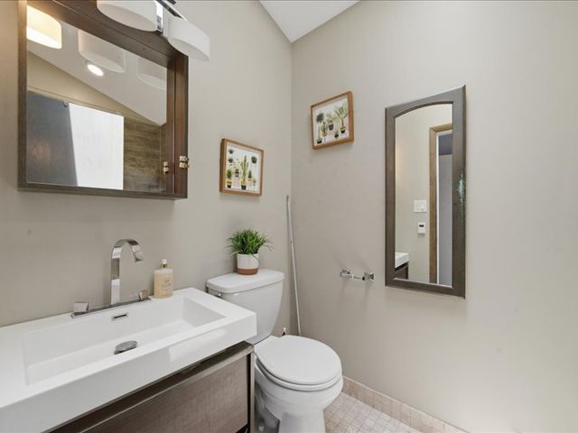 6313 Arcadia Drive, Tinley Park, IL 60477