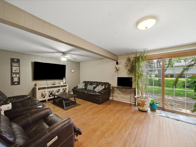 6313 Arcadia Drive, Tinley Park, IL 60477