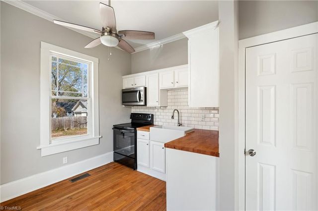 2002 Spring Garden Street, Greensboro, NC 27403