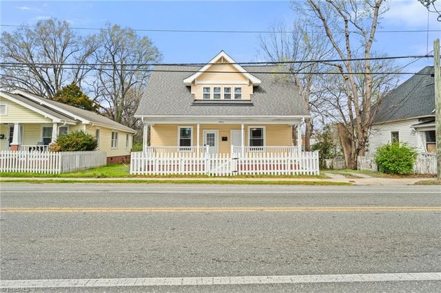 2002 Spring Garden Street, Greensboro, NC 27403