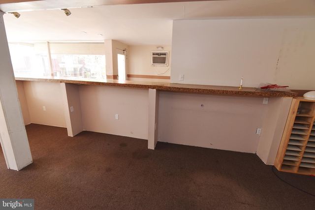 701 W MARKET ST, Pottsville, PA 17901