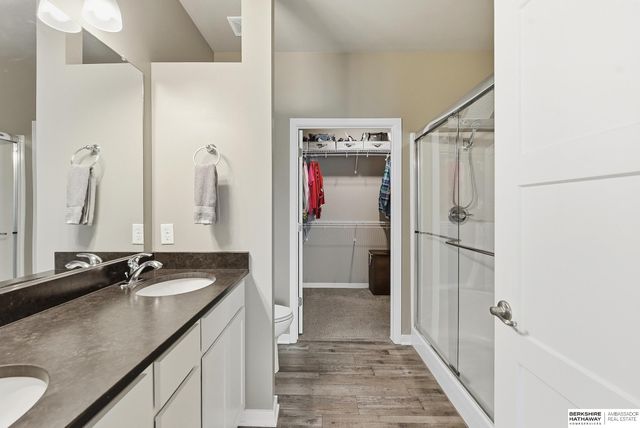 5113 N 180th Avenue, Omaha, NE 68022