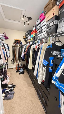 12304 Lincolnshire Drive, Sterling Heights, MI 48312