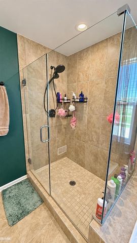12304 Lincolnshire Drive, Sterling Heights, MI 48312