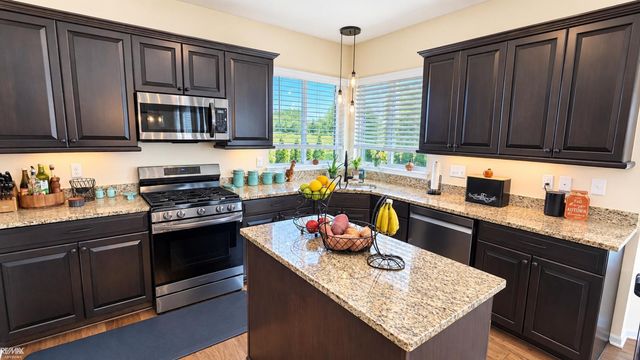 12304 Lincolnshire Drive, Sterling Heights, MI 48312