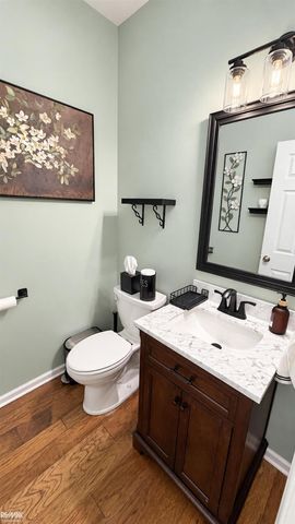 12304 Lincolnshire Drive, Sterling Heights, MI 48312