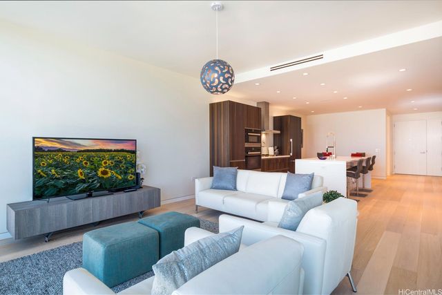 1118 Ala Moana Boulevard 1203, Honolulu, HI 96814