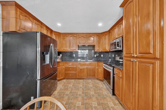 1238 Tahiti Place, Salinas, CA 93905