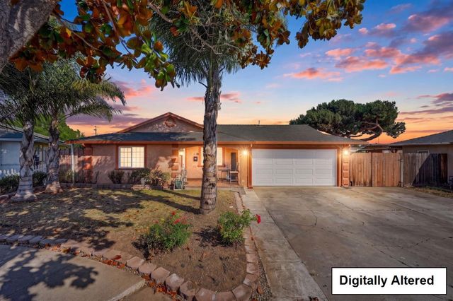 1238 Tahiti Place, Salinas, CA 93905