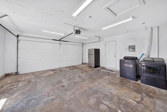 1238 Tahiti Place, Salinas, CA 93905