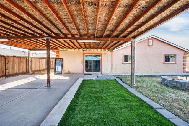 1238 Tahiti Place, Salinas, CA 93905