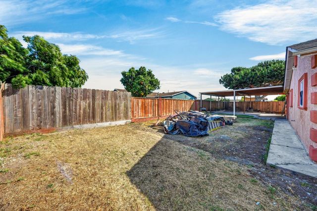 1238 Tahiti Place, Salinas, CA 93905